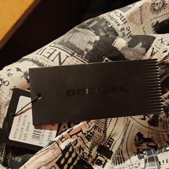 Pants - Picture 4 of 4